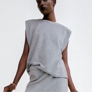 Zara shoulder pad knit sleeveless muscle sweatshirt sweater gray medium